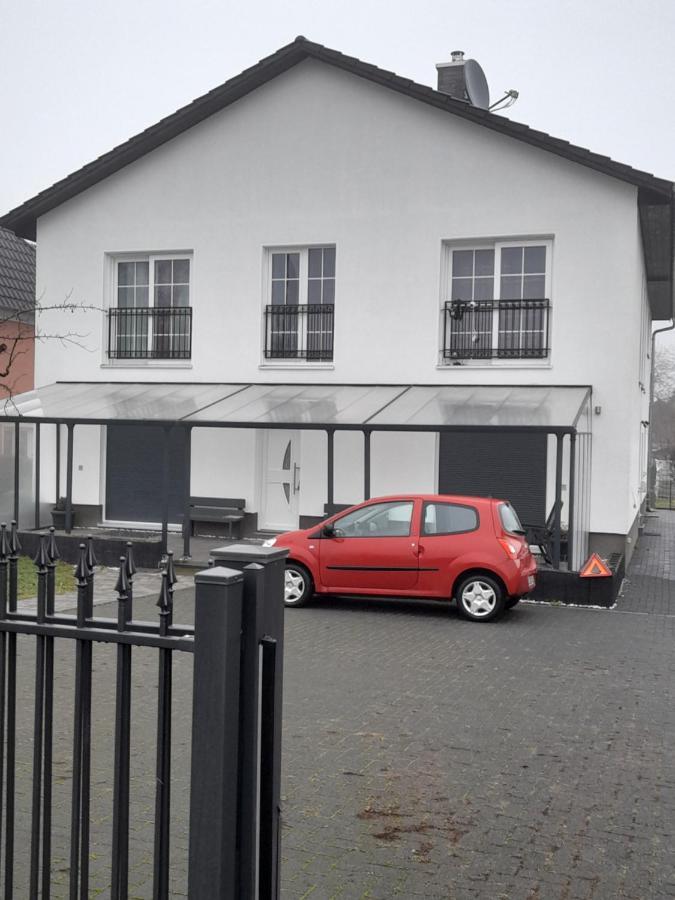 Berlin - Schoenefeld Gruene Wohnung Zewnętrze zdjęcie