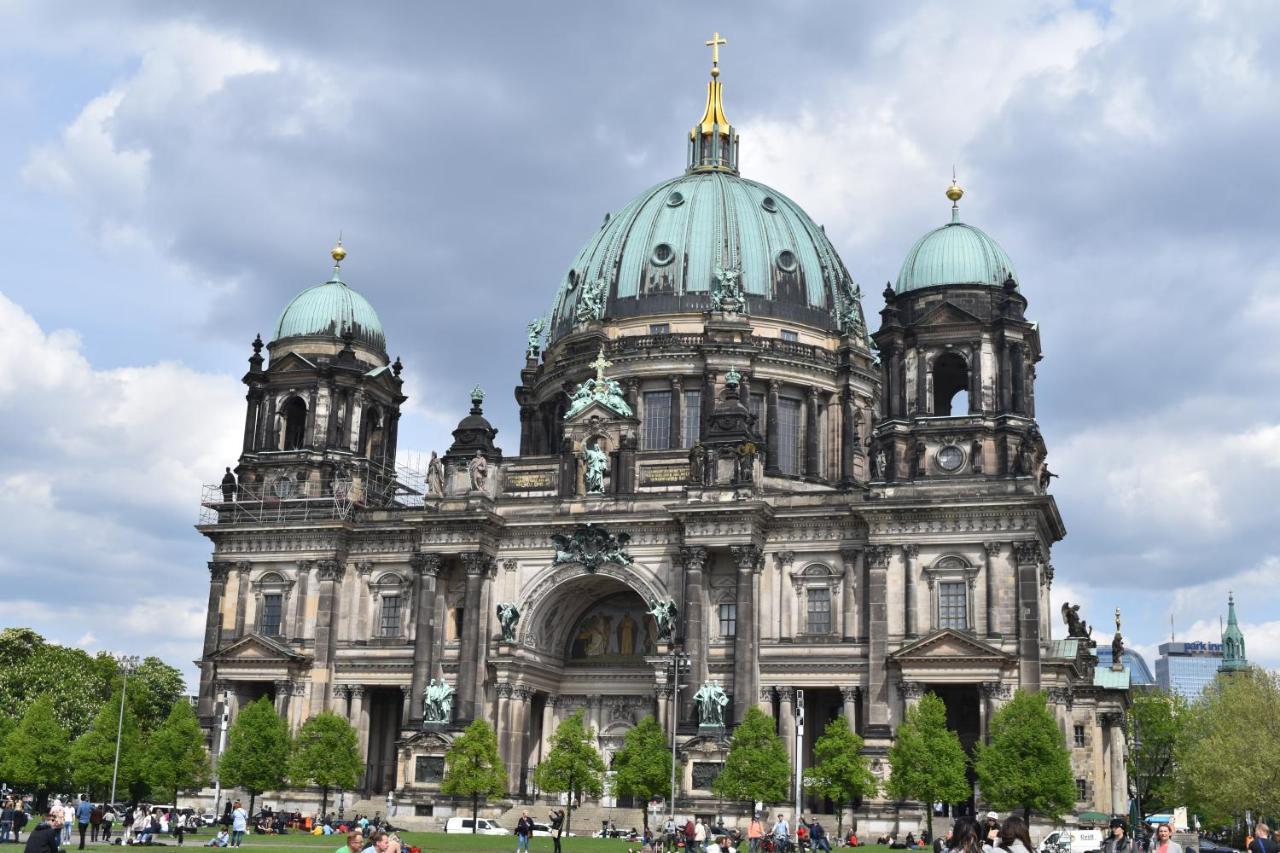 Berlin - Schoenefeld Gruene Wohnung Zewnętrze zdjęcie